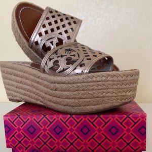 Tory Burch wedges (metallic gold)
